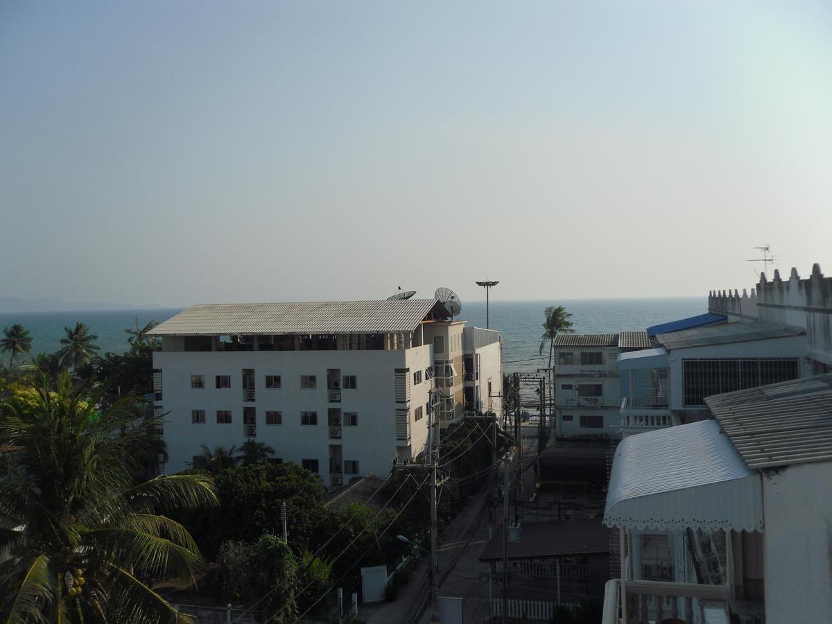 Sea Crest By Jomtien Hotel Exterior foto